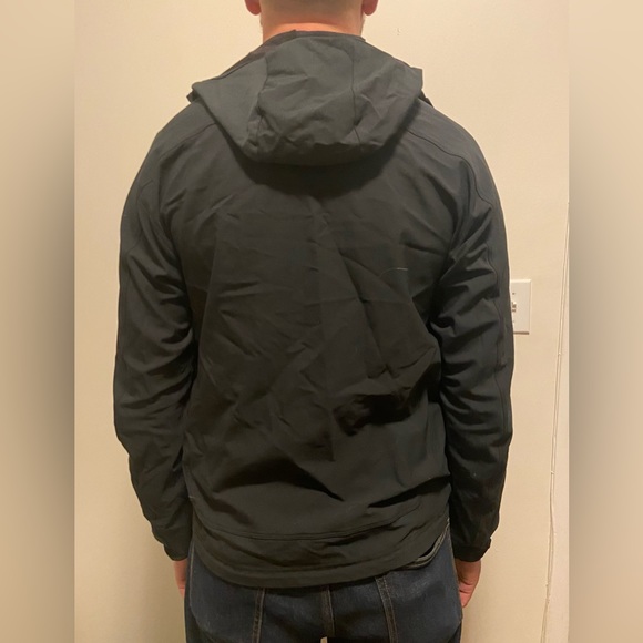 MEC Men’s black hoodie - Picture 5 of 9